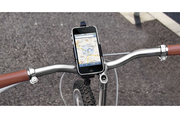 TUNEMOUNT Bicycle mountの取り付けイメージ（iPhoneは別売）