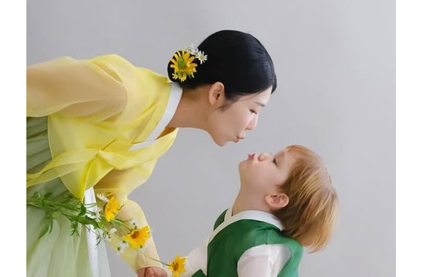 西洋男性の精子提供で出産し“自発的非婚母”に　韓国タレントの藤田小百合、ついに結婚？