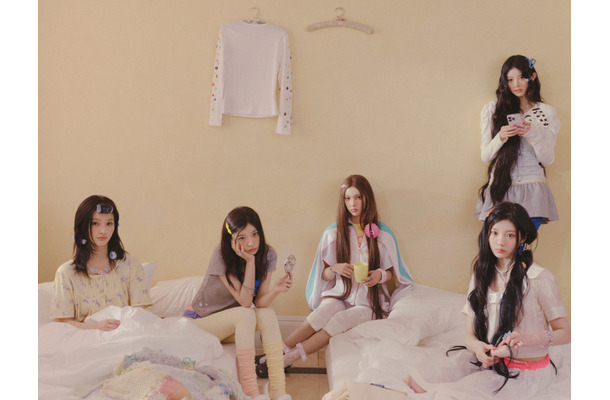 ILLIT、新曲は「“火鍋”のような曲」　オフィシャルインタビュー公開【一問一答】