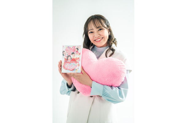スタイリスト：山﨑厚見 ※﨑（たつさき）、ヘアメイク：安藤千浪、カメラマン：motoishiduka