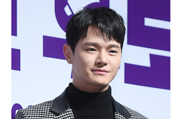 ひき逃げ犯を捕まえたヒーローが引退…スマホを人質に数億円の負債、家も売った韓国俳優の苦渋の決断
