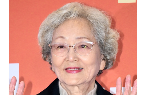 「神様は冷酷」無念な事故で孫が下半身不随に、そして今度は夫の死…韓国大女優に慰めの声多数