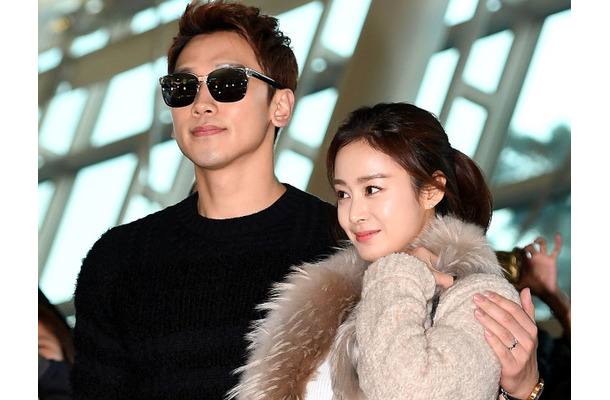 “韓国で最も美しい女優”を妻に持つ歌手、リアルな結婚生活を明かす「お互い作品については聞かない」