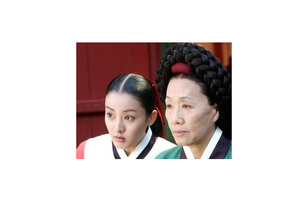 肺がん闘病を隠してドラマ出演…“国民の母”と呼ばれた『チャングム』出演女優、17周忌