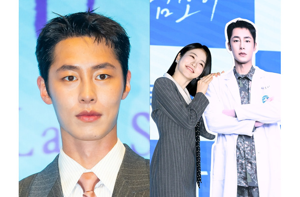 兵役中なのに会場に登場!? 俳優イ・ジェウク、主演ドラマ制作発表会に“等身大パネル”で参加