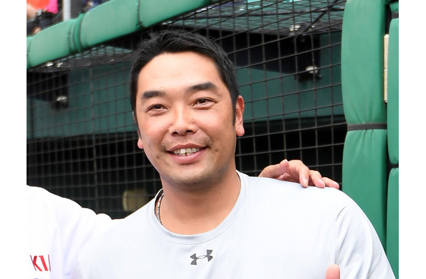 韓国も衝撃「巨人軍の名を汚した」　阿部慎之助監督の涙の電撃辞任、現地メディアはどう報じたのか