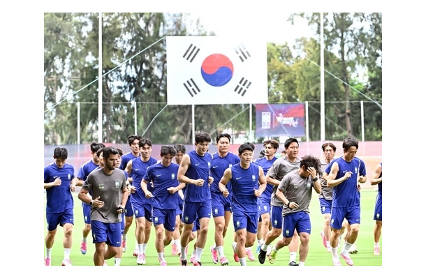 森保ジャパンに続き韓国もメキシコで熱烈歓迎。ファン・ヒチャンが語る対戦国キーマンの素顔【北中米W杯】