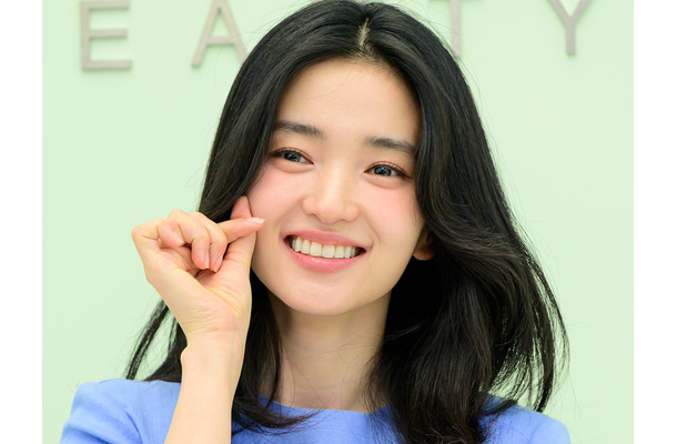 「シーズン2ですか？」女優キム・テリ、ドラマ『二十五、二十一』の写真を突如公開　投稿に注目