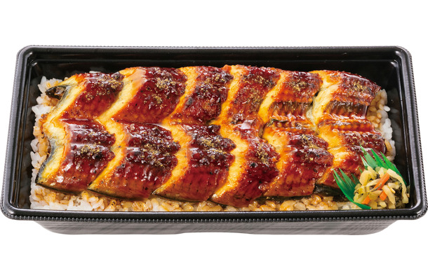 特製だれで味わう　上・うな重(6切れ)　1,800円