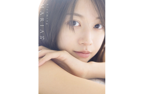 牧野真莉愛 写真集 『 Blooming MARIA25 』 （撮影：中山雅文）