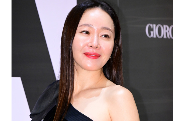 日本旅行中に大事故…足首が粉々に　韓国女優が語った悪夢「18本のボルトを入れた」