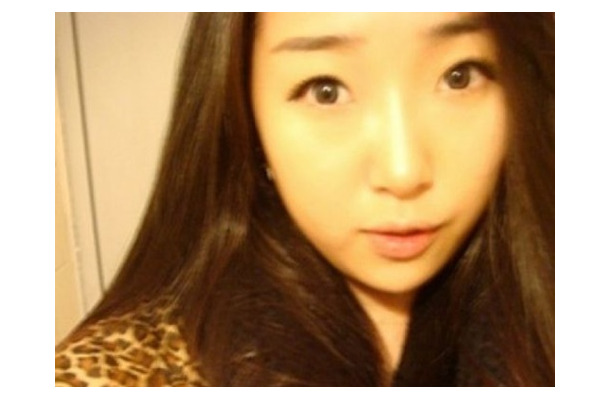 別れ話に激昂した元恋人に刺され…24歳の若さでこの世去った韓国女性歌手の15回忌