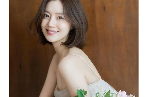 一般男性との電撃結婚で話題の韓国女優、“約900万円の愛車”を初公開！「100％好みではない」