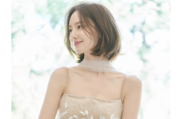 交際報道なしで電撃結婚の韓国女優、“非公開挙式”にイ・ジュンギら人気俳優が集結！現場写真が話題
