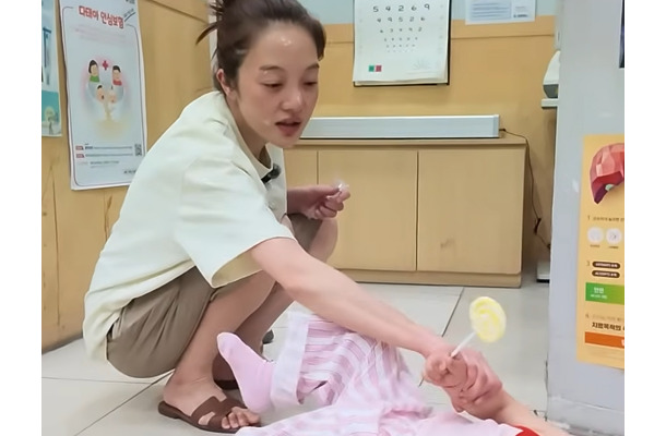 「目の血管が切れ」日本での“迷惑しつけ”が炎上した『キム秘書』女優、2歳息子との終わらない戦い