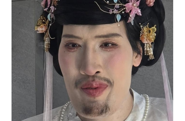 嵐メンバーとも共演のチェ・ホンマンが女装、「夢に出てきそう」な衝撃変身　美女トリオ結成