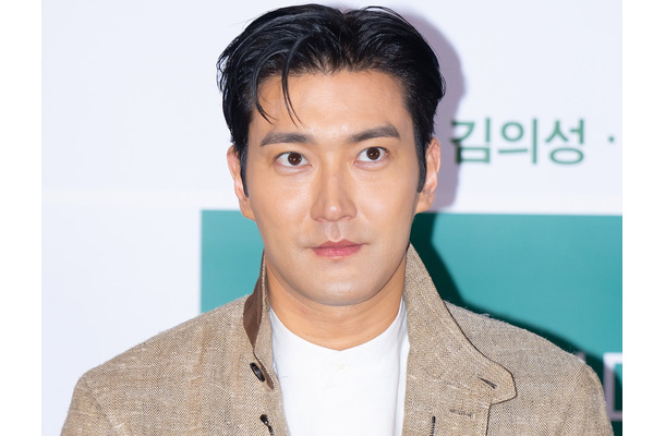 政治的メッセージで炎上も…SUPER JUNIOR・シウォン、悪質コメント投稿者に法的対応「沈黙はここまで」