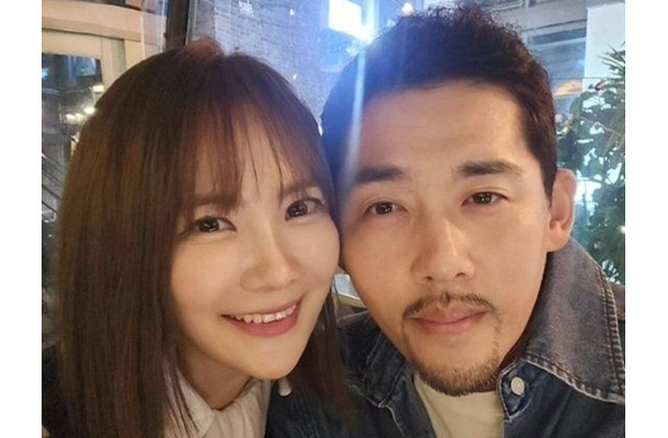 夫の罪を妻も背負うべきなのか…韓国有名人夫婦が直面している批判