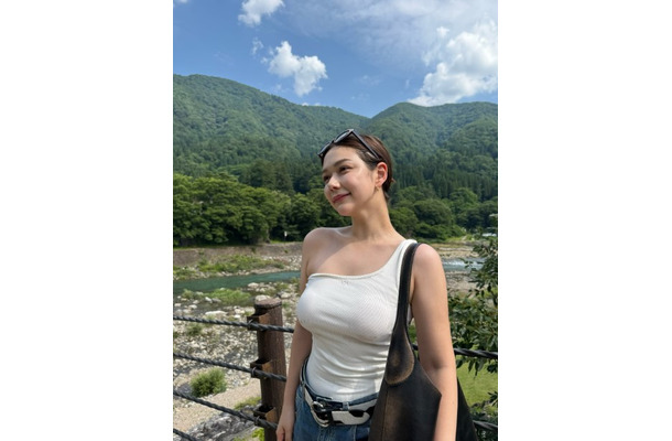 村重杏奈（写真は村重杏奈の公式インスタグラムから）※所属事務所に許諾を得ています
