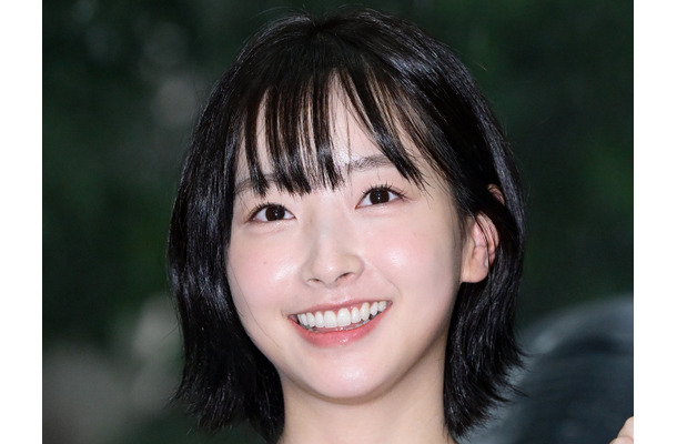 “ドローンプロポーズ”も！韓国女優、6歳上の人気映画ユーチューバーと交際中 事務所が認める