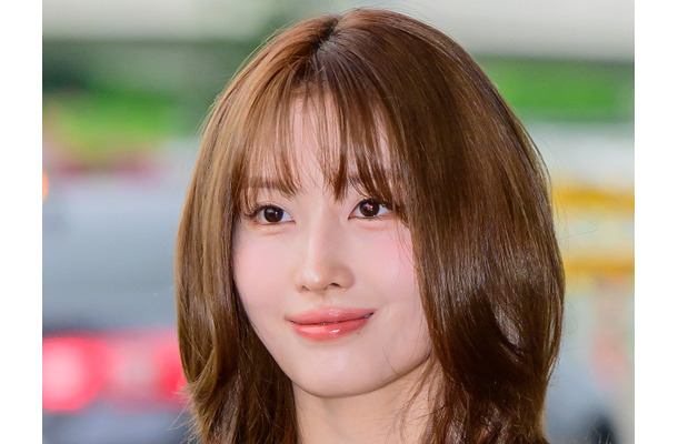 「ロックすぎる」とファン外でも話題に！TWICE・モモ、希少アイテムの封を切るも…むしろ価値上昇!?