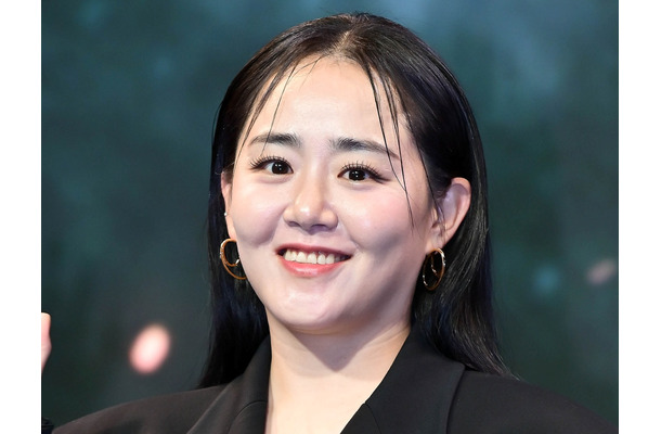 “国民の妹”ムン・グニョン、7歳年上のミュージカル俳優と結婚！直筆手紙で報告【全文】