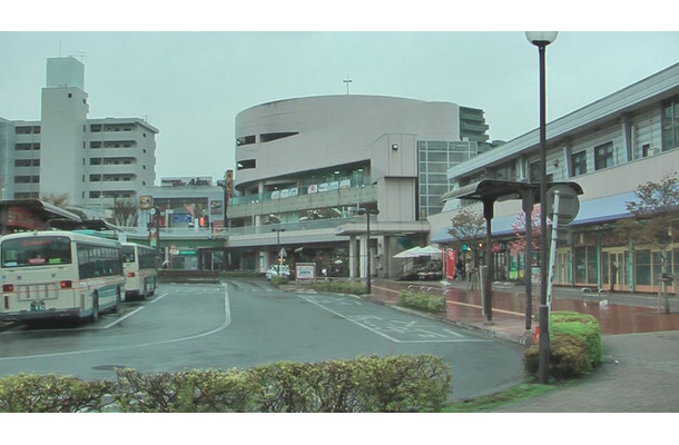 入間市駅前