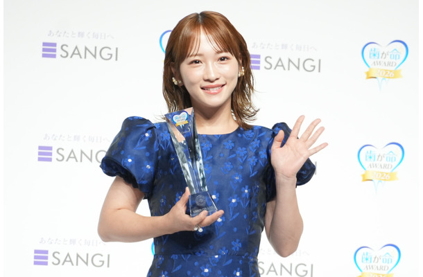 川栄李奈【撮影：小宮山あきの】