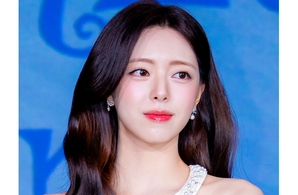ITZY・ユナ、高熱のため入院治療へ…ファンサイン会不参加を発表　事務所「回復に最善を尽くす」
