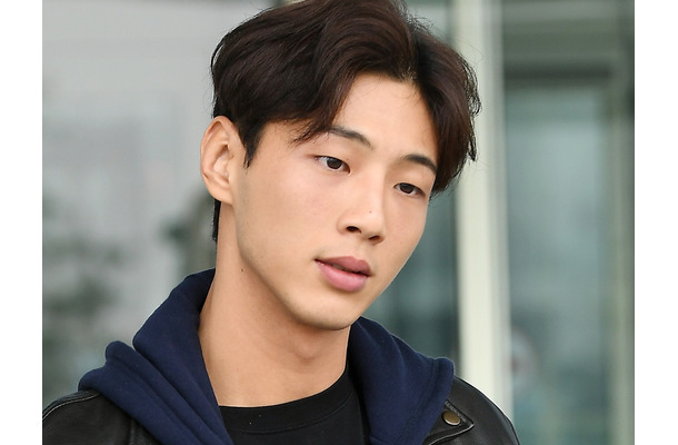 いじめ疑惑により韓国芸能界から消えた俳優ジス、フィリピンで再起…現地ファンに笑顔