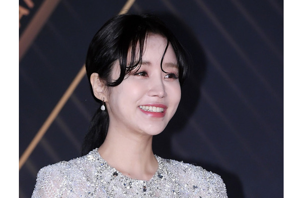 防犯カメラのない死角で“誘拐未遂”…韓国女優、恐怖体験を告白「ワゴン車がついてきた」