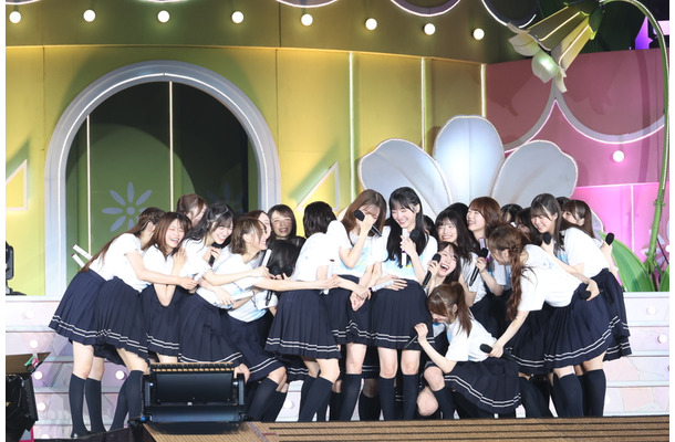 乃木坂46LLC