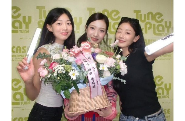 韓国芸能界最強3姉妹！TWICEジヒョ、次女とともに末っ子ソヨンのデビューを祝福