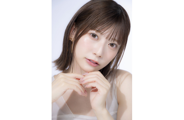 東村芽依