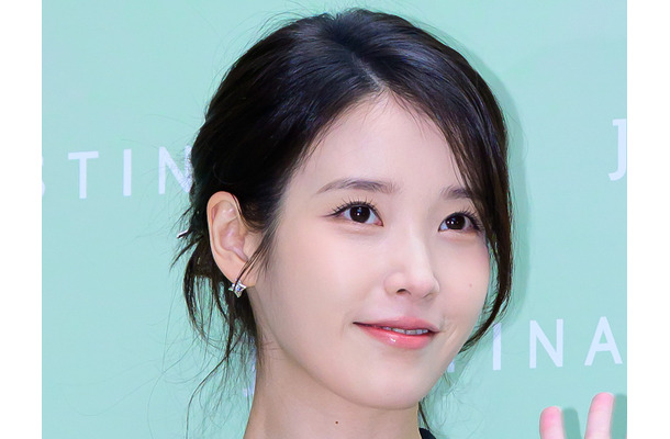 一体どれだけ稼いでる？IU、21歳弟の願いをバッサリ「私より稼ぐのは今世では無理」
