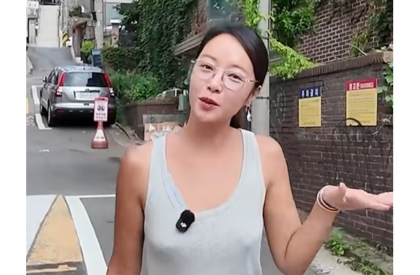 「下着をつけずに異性と食事に！？」「ぽっちが…」二児の母韓国女優、まさかの服装論争勃発