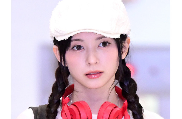 『ちいかわ』『ハイキュー!!』に夢中！日本人K-POPアイドル・マシロ、“オタク”全開の素顔が話題「萌える」