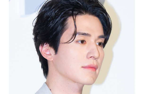 「イ・ドンウクのほうから告白…」『トッケビ』俳優との“交際”を信じた女性、約390万円の詐欺被害
