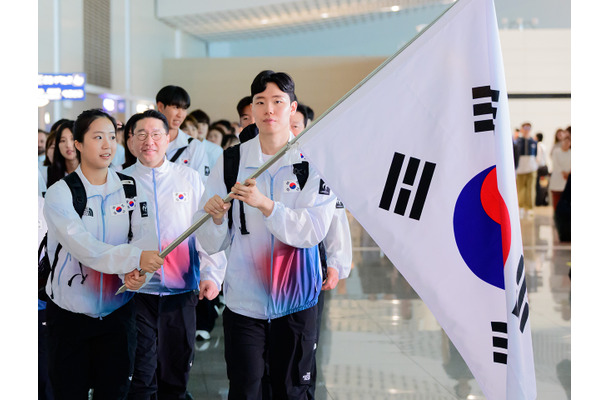 日本に到着早々まさかの“足止め”…韓国選手団、大型国旗を掲げられず　旗竿を外す提案もNO