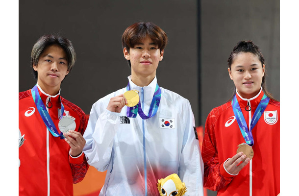 強豪揃いの日本を抑え、韓国スケボー史上初の金！ケガを乗り越えた17歳カン・ジュニが涙【アジア大会】