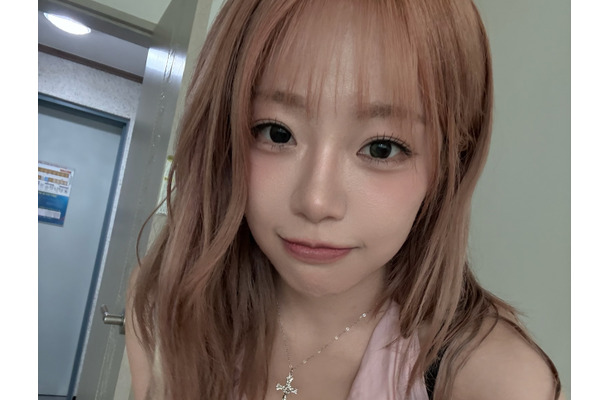 日本のトップAV女優も「デビューして」と称賛、元K-POPアイドルがボリューム際立つ姿で魅了