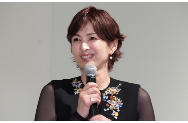 吉瀬美智子【撮影：小宮山あきの】