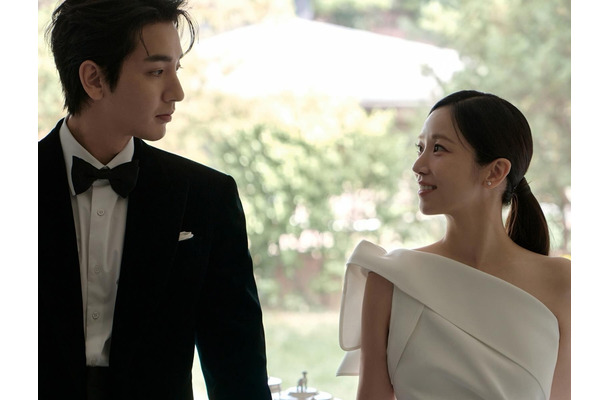 『ソンジェ背負って走れ』出演俳優が結婚！お相手は長年交際の歌手兼女優、10月に夫婦へ
