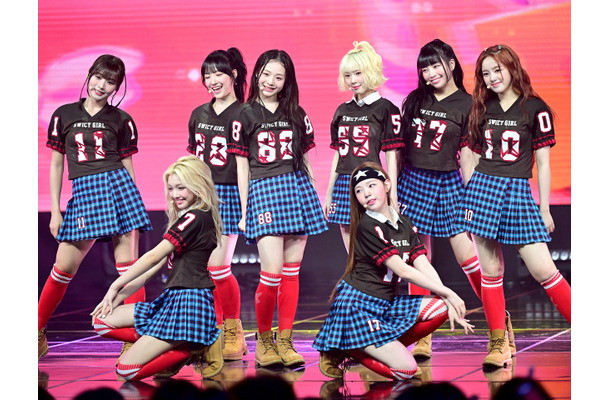 日本人メンバーも所属するK-POPガールズグループが“期限通り”に解散　どれだけ売れれば「延長」される？