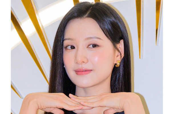 「キムチを届けに…」『ドクターX』女優キム・ジウォン、中3でスカウトされた“面白エピソード”