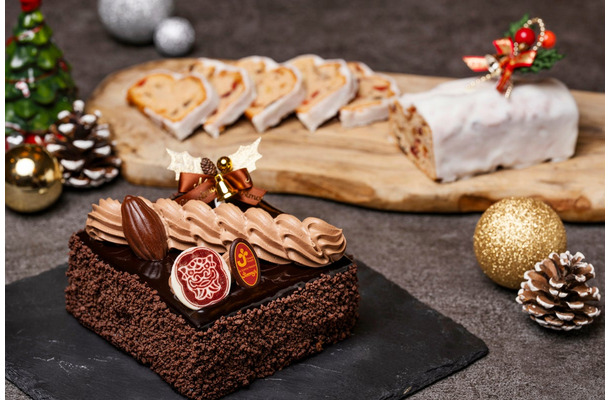 コラボクリスマスケーキ「ランコントル・オ・ショコラ」とホテルオリジナル「シュトーレン」
