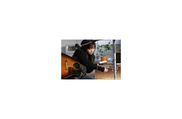 　宇多田ヒカルの、「Be My Last」のギター弾き語りライブおよび本人がファンからの質問やメッセージに回答するトーク映像が、11月11（金）日午前0時から11月19日（土）24時までの期間限定で無料配信される。