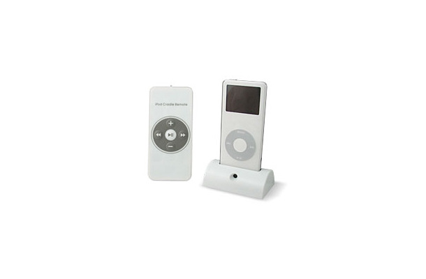 　ミヤビックスは、iPod nano専用のリモコン付きクレードル「Pod・On！ REMOTE for iPod nano」を12月中旬に出荷する。価格は2,980円。