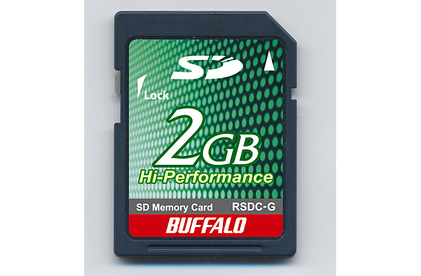 転送速度20Mバイト/sの2GバイトSDメモリーカード