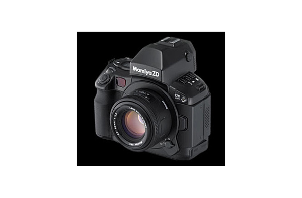 　マミヤ・オーピーは、有効2,130万画素CCD搭載の中判デジタル一眼レフカメラ「Mamiya ZD」を12月21日に発売する。価格はオープンで、実売予想価格は131万円前後（ボディのみ）。